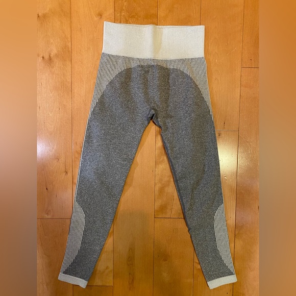 Lululemon Leggings - Picture 2 of 2